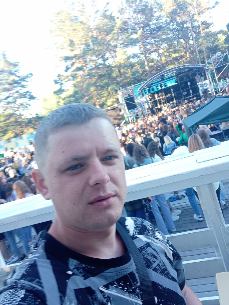  ,   Dmitry, 35 ,   ,   