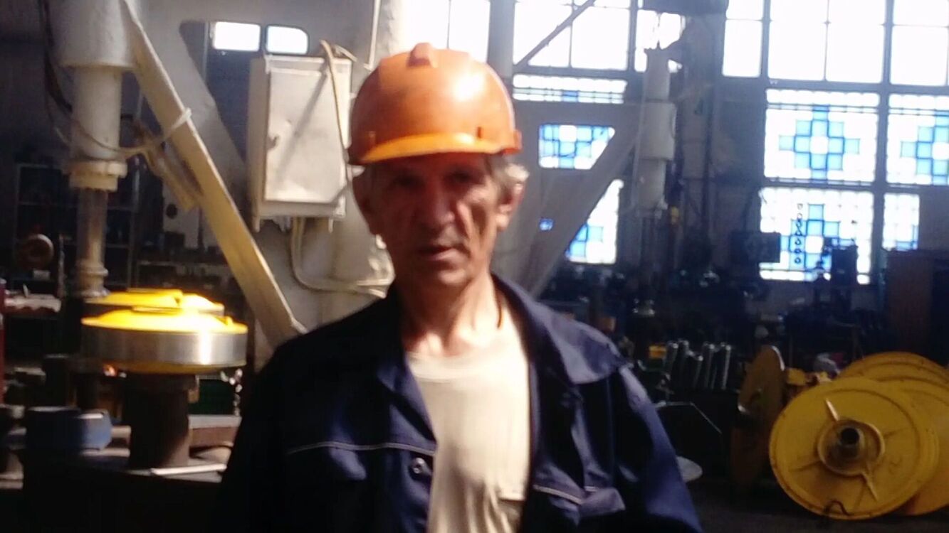  42183881  , 56 ,    