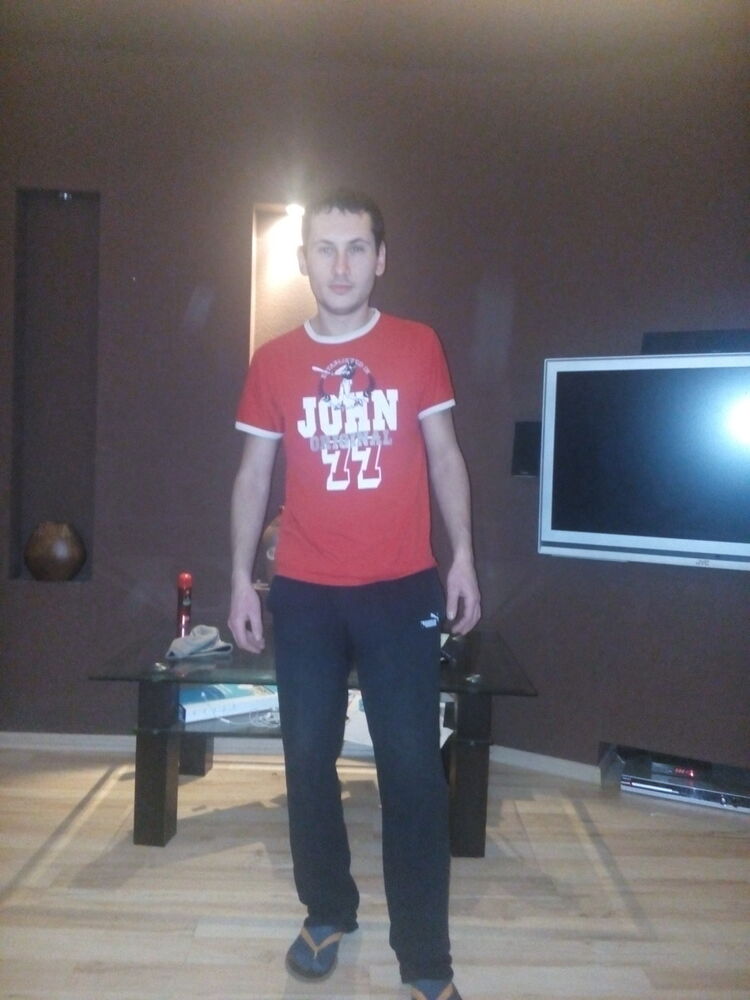  8647711  , 37 ,    