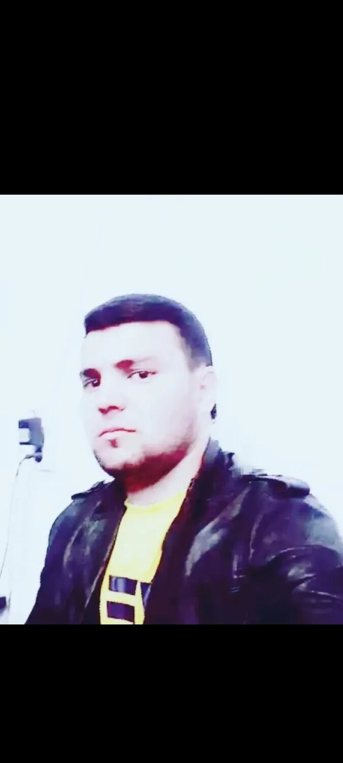  33922661  Rustam, 36 ,    