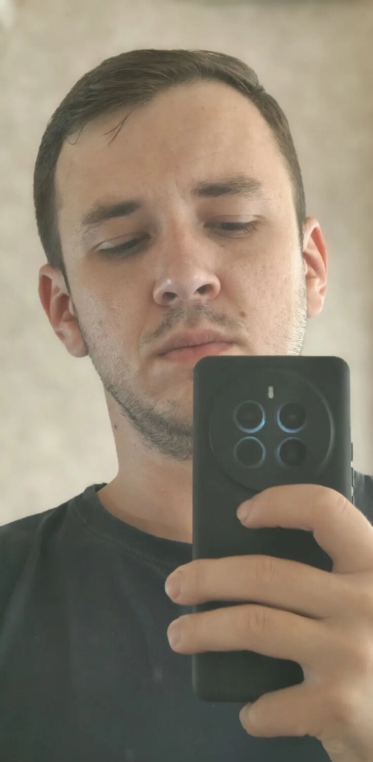 45609561  Igor, 28 ,    