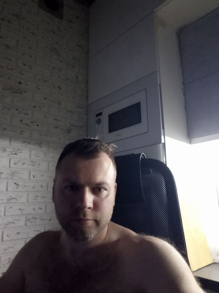  49604121  , 39 ,    