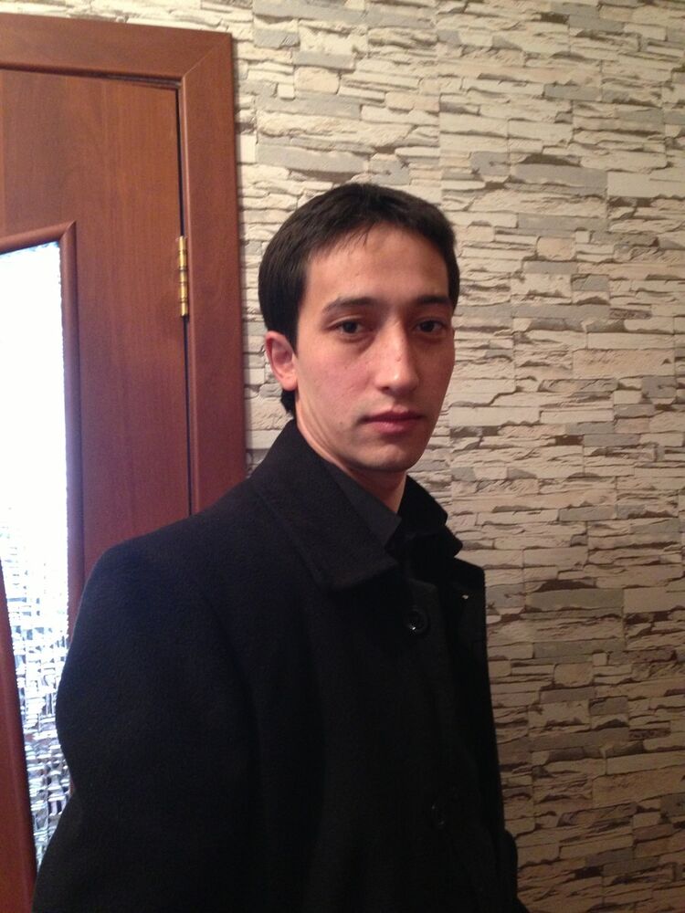  4254851  Yadgarjan, 42 ,    