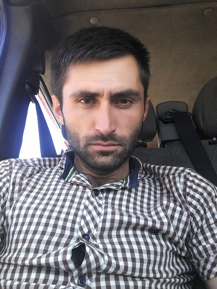  ,   Ilia, 36 ,   ,   , c 