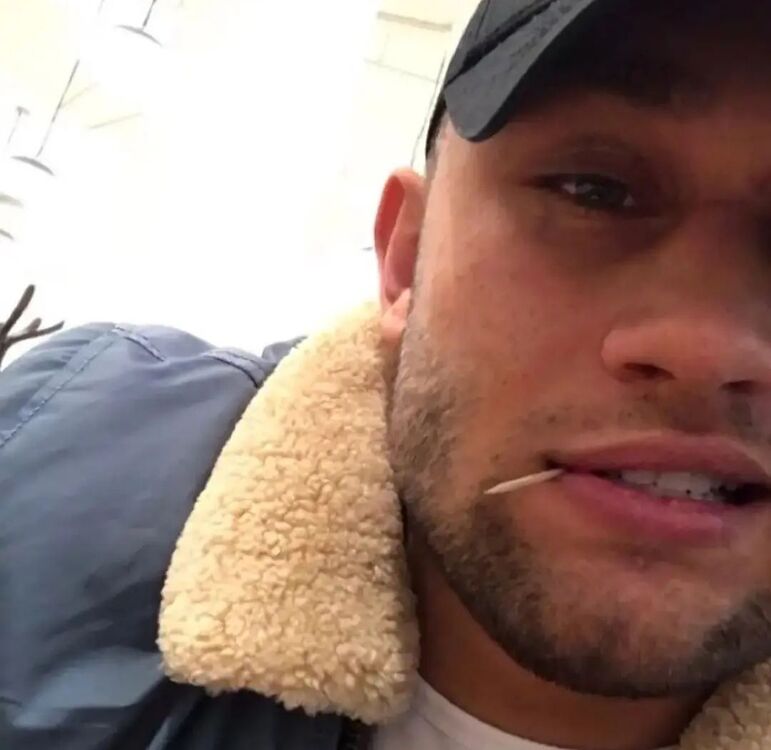 ���� 30586341 ������� ������, 32 ����, ���� ���������� � ������