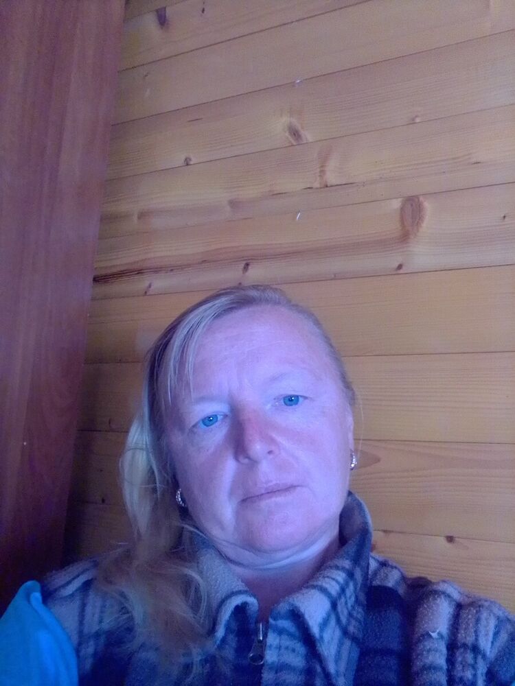  21142711  Maria, 52 ,    