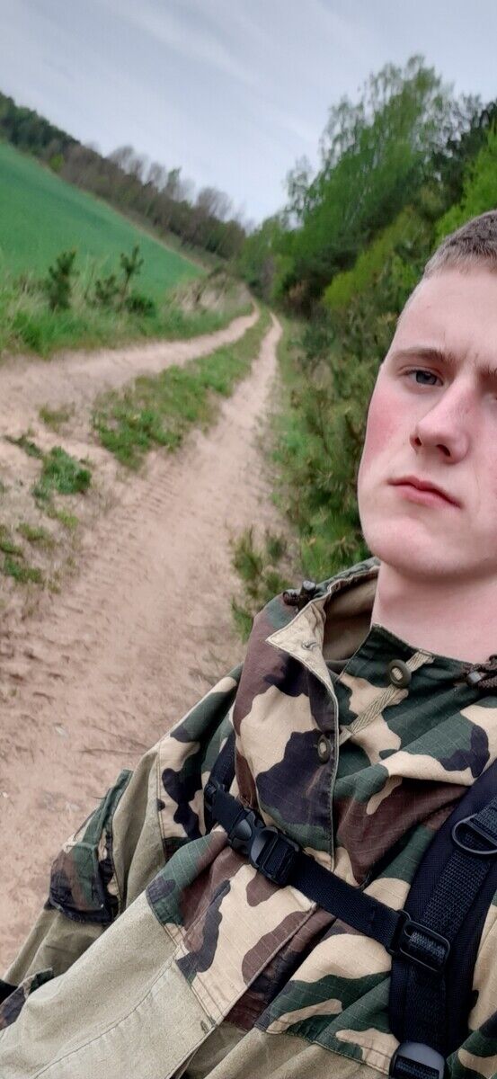  ,   Pavel, 24 ,   ,   , c 