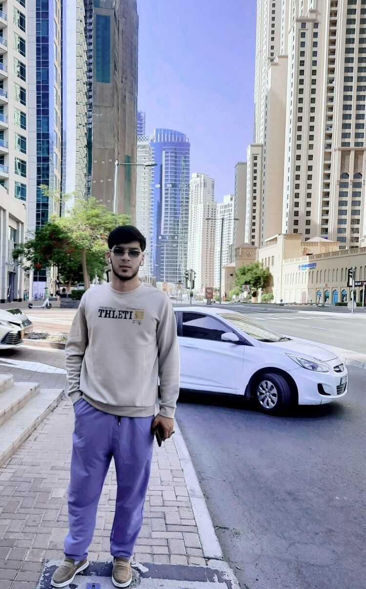  46823471  , 31 ,    