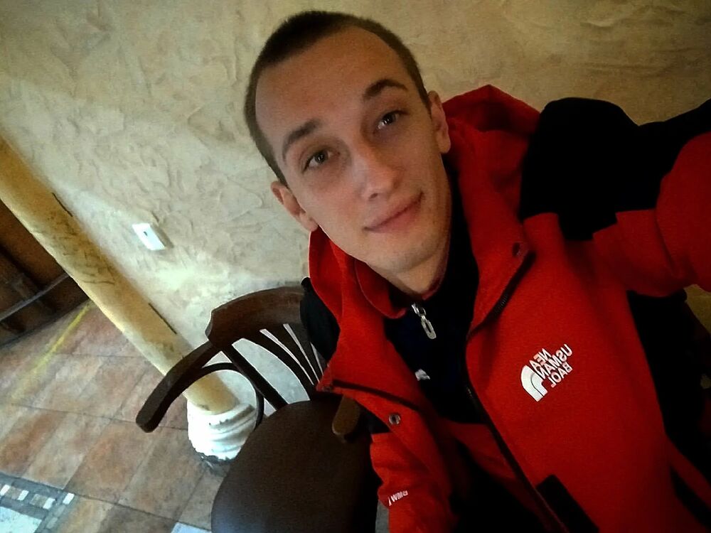  38761831  Diman, 26 ,    