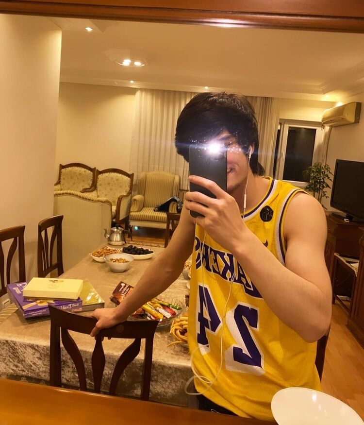 ���� 34093001 ����� Azimjon, 24 ����, ���� ���������� � �����-����������