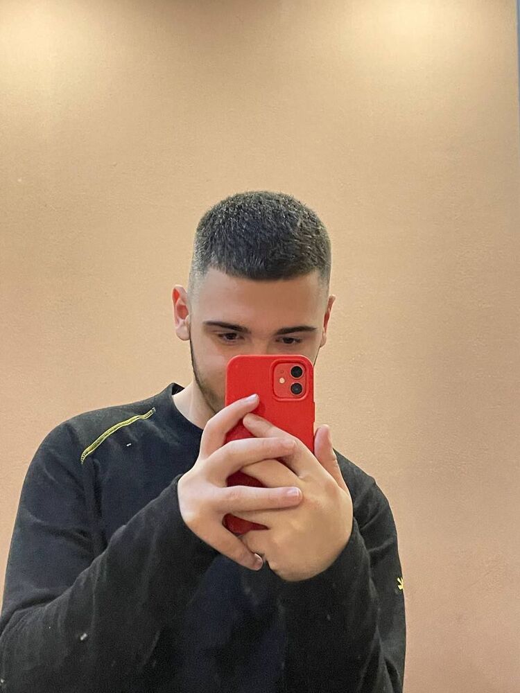  52277131  , 20 ,    --