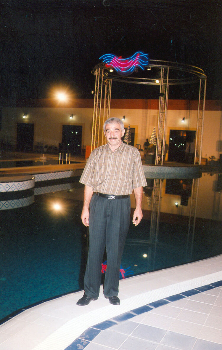  19487161  Agazeki, 70 ,    