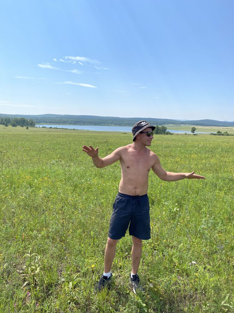  52102981  Nikita, 32 ,    