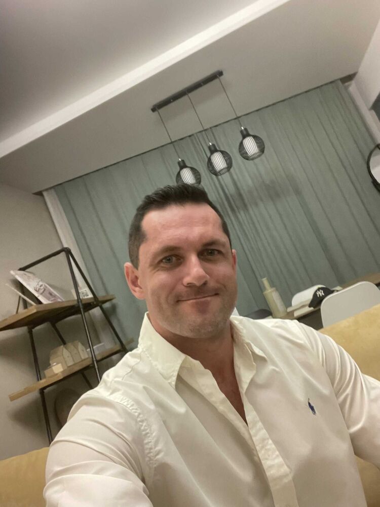 ���������� ����, ���� ������� Steve, 40 ���, ������������ ��� ������, ����� � ���������, c�������� ���������