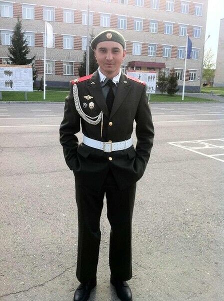  4530621  Crassh, 33 ,    