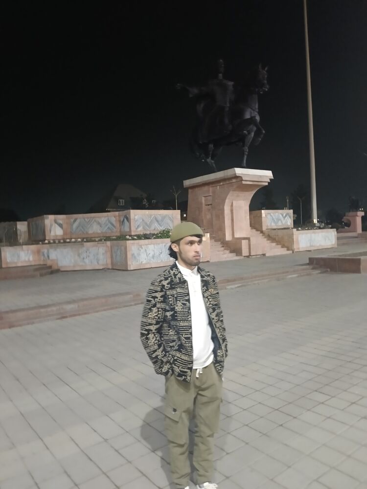  53747111  Ruslan, 29 ,    