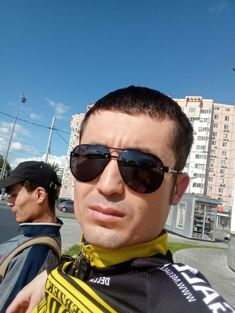  46686831  Nodir, 31 ,    