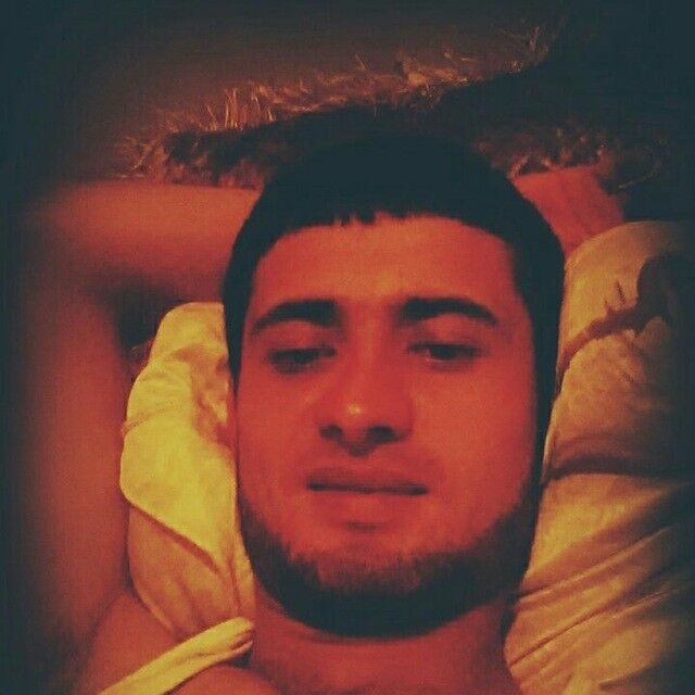  12836491  Salim, 32 ,    