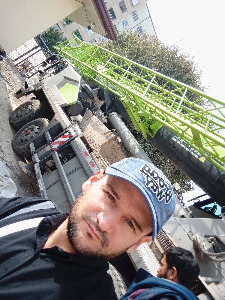  49207271  , 37 ,    