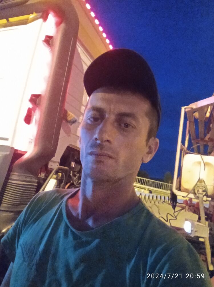  45282741  , 35 ,    