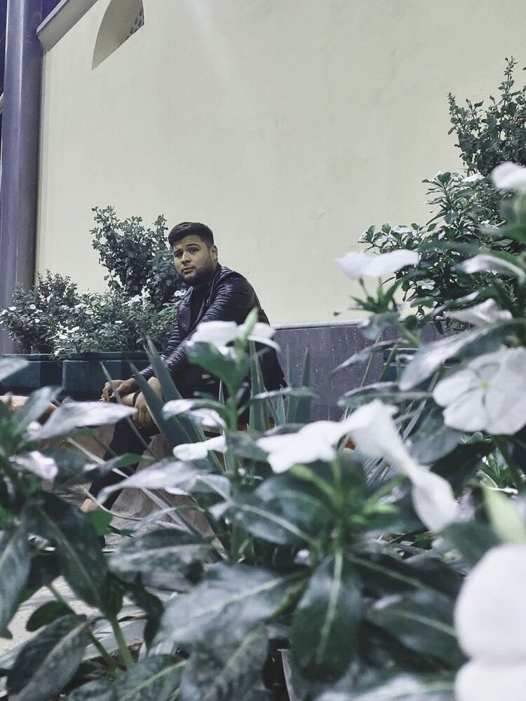  29831261  Xaan, 29 ,    