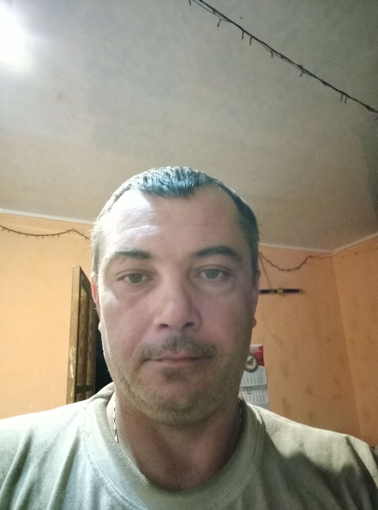  46695491  , 40 ,    
