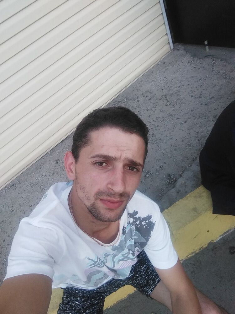  ,   Yaroslav, 31 ,   ,   , c 