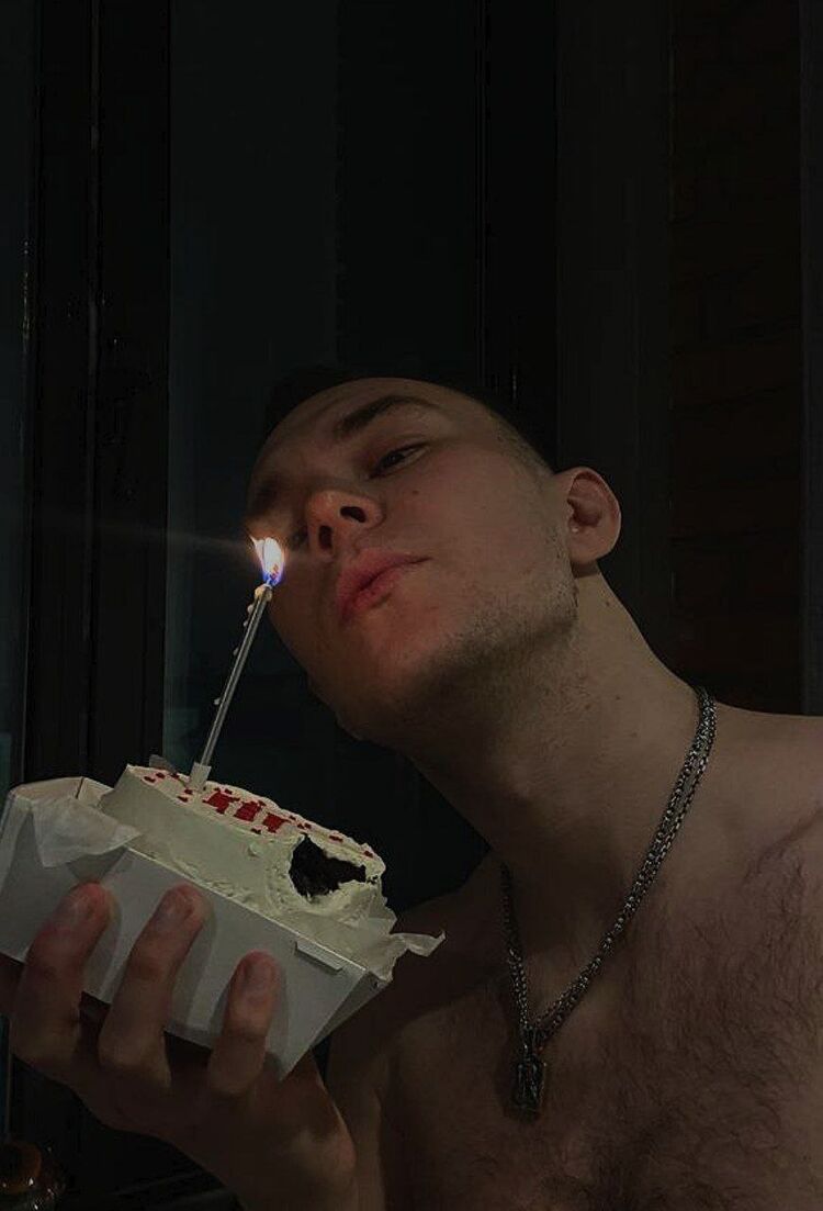  51401941  Tima, 21 ,    