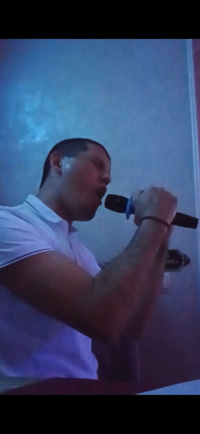  ,   Vladislav, 38 ,   ,   