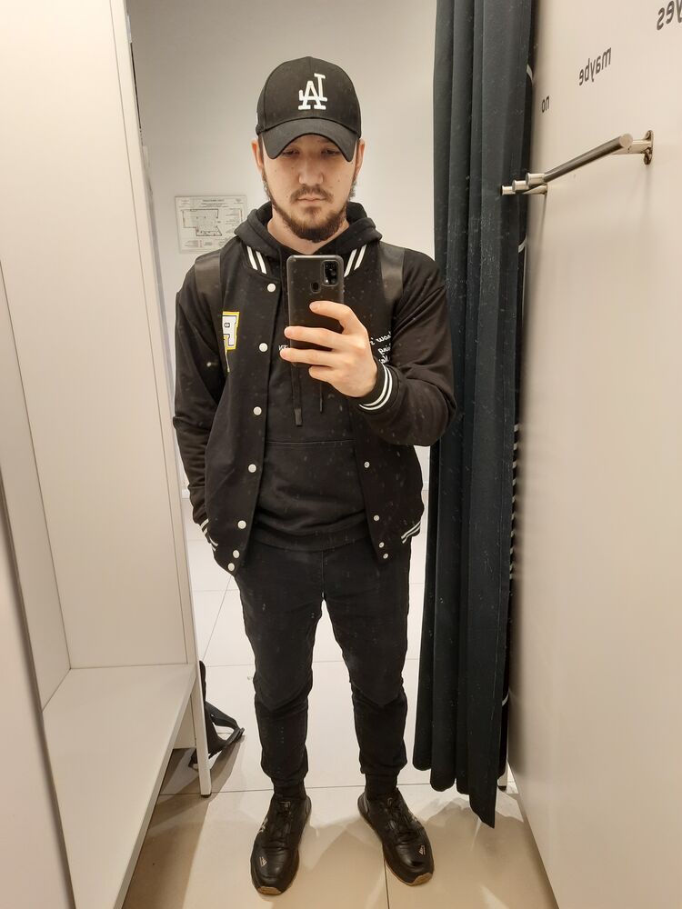  44387861  , 26 ,     