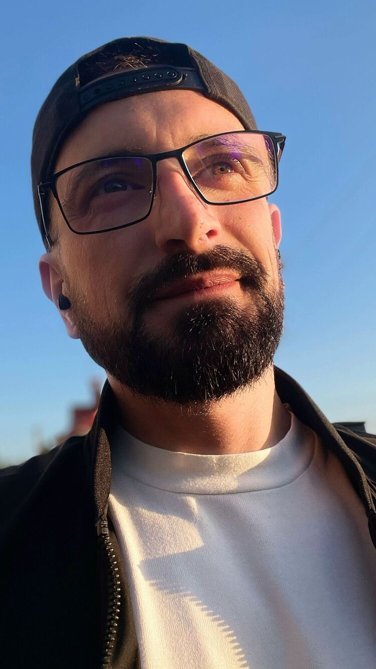  ,   Teodor, 42 ,   ,   , c 