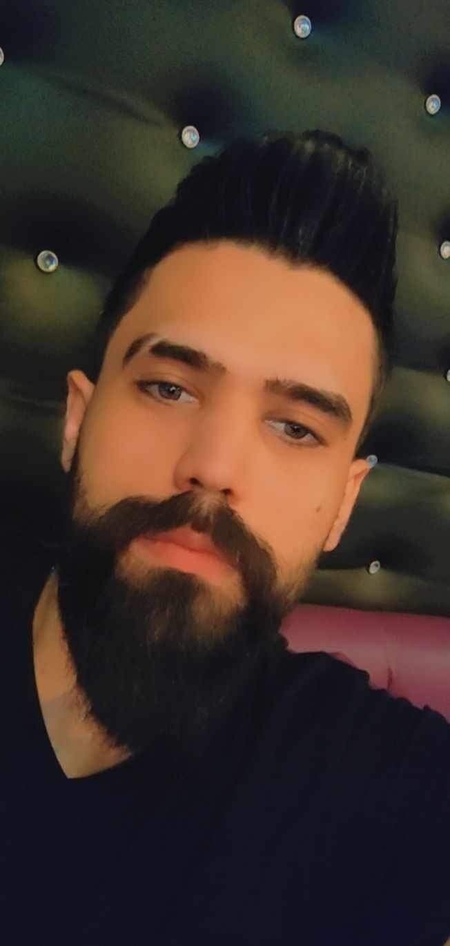  46710261  Khalil, 29 ,    Batman