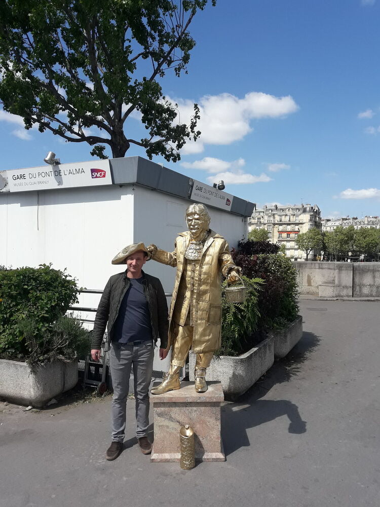  10744621  Vlad, 44 ,    