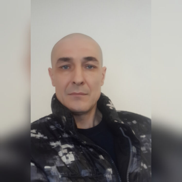  24908071  Ruslan, 50 ,    
