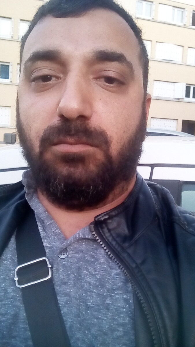  10505881  David, 42 ,    