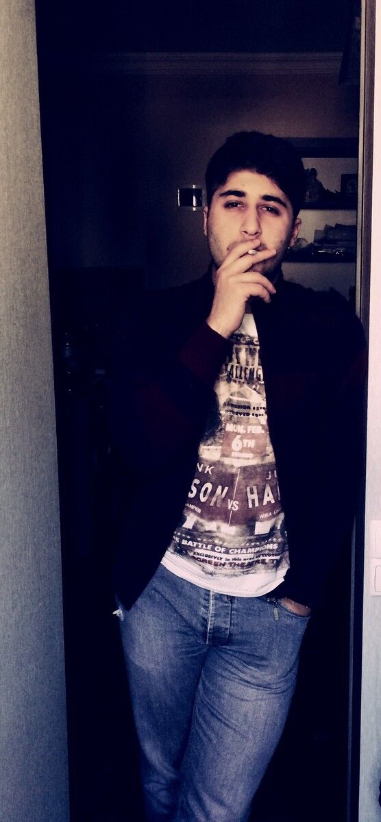 6536151  Rezi, 35 ,    