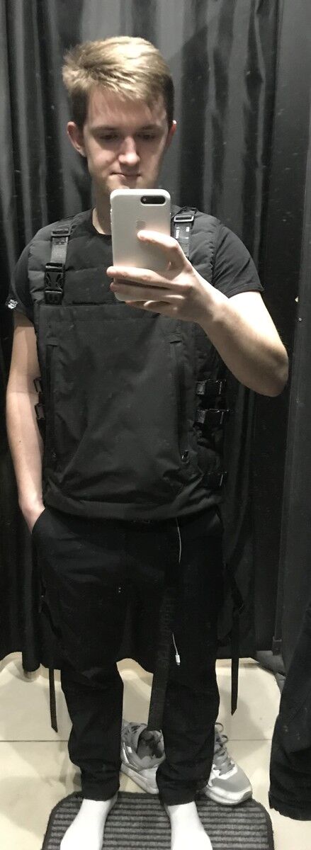  15940701  , 25 ,    