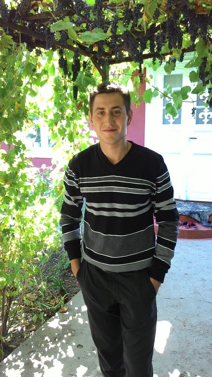  ,   Victor, 35 ,   ,   , c 