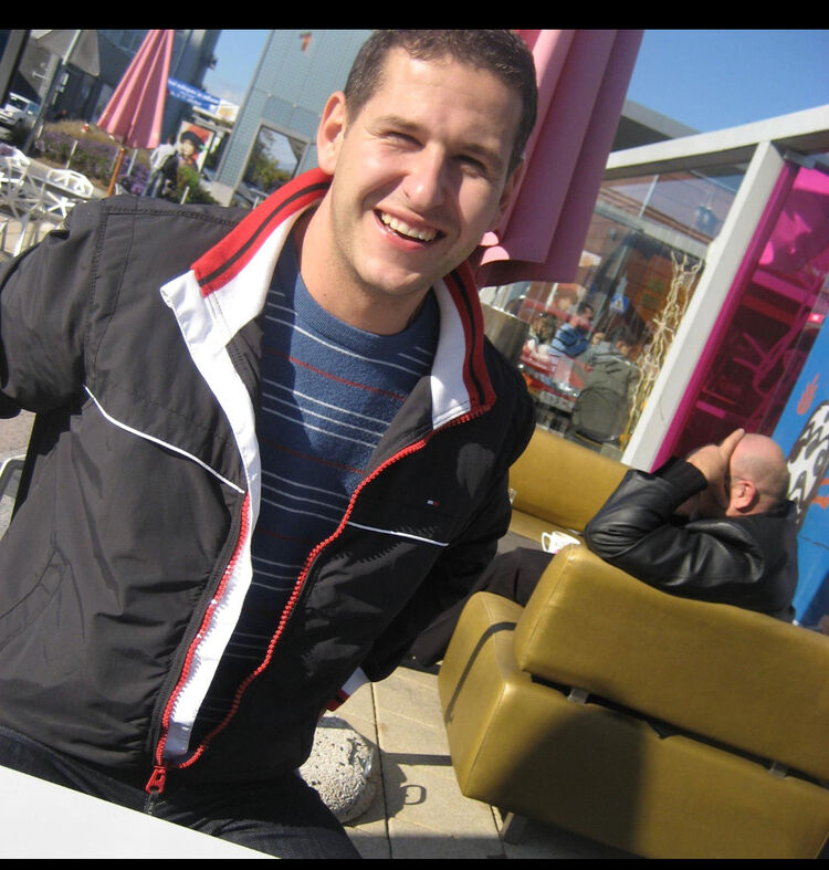  ,   Roman, 39 ,  
