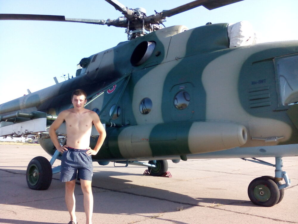  11287361  Igor, 31 ,    