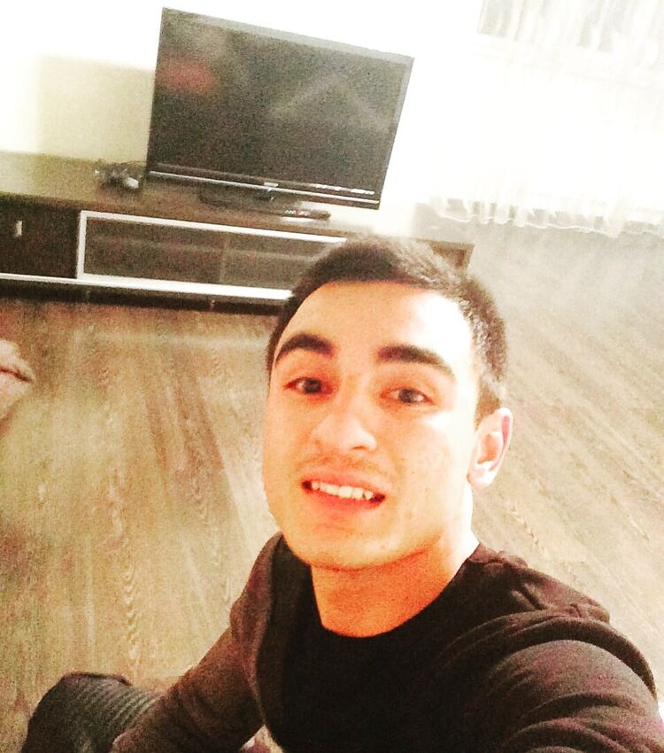  6697391  Dovlet, 31 ,    