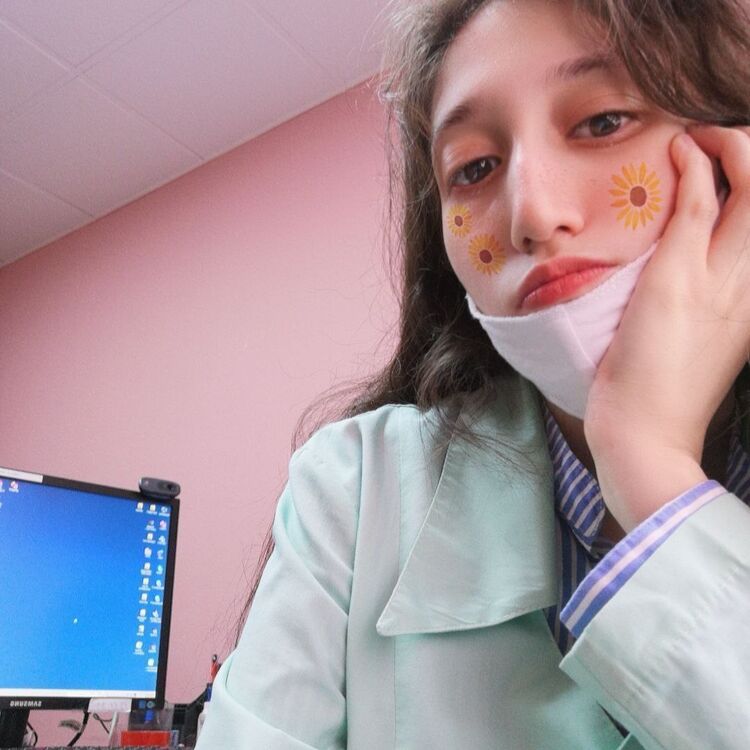  28995351  Roksana, 22 ,    -