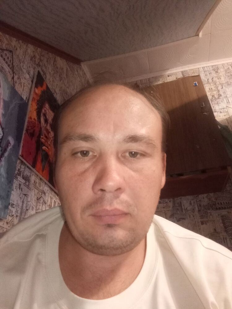  46530581  , 32 ,    