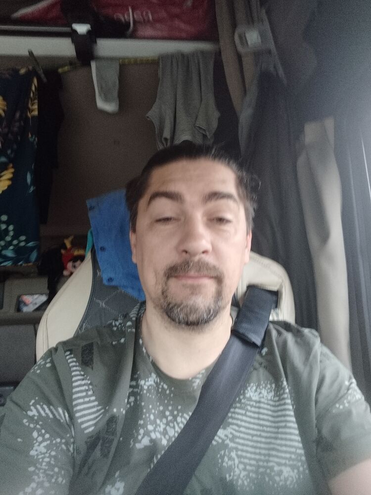  53623761  Peter, 41 ,    