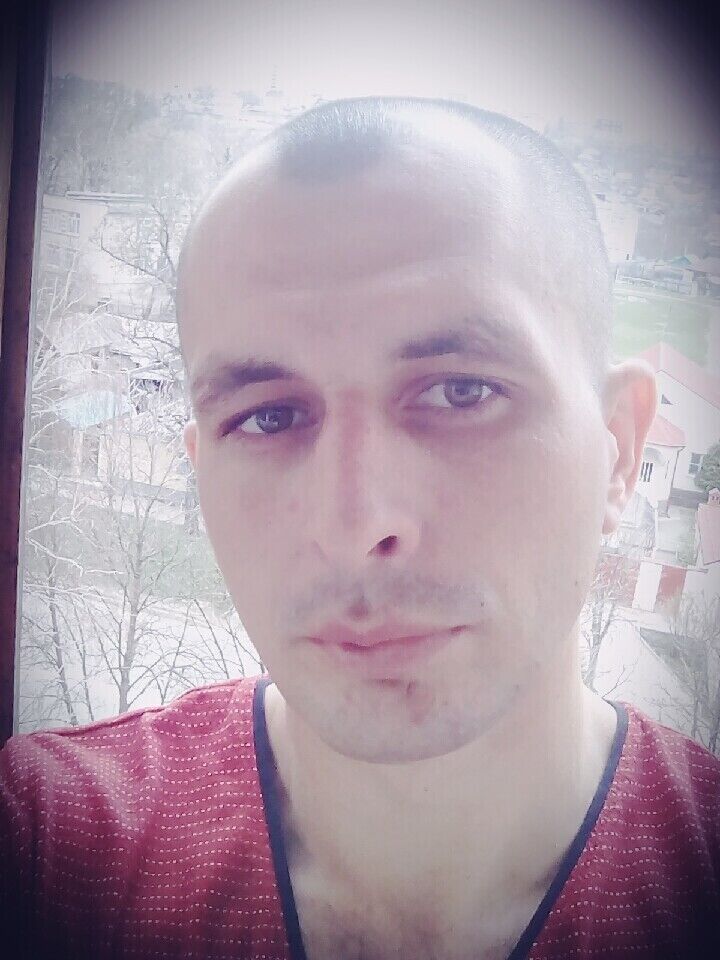  44395211  , 33 ,    