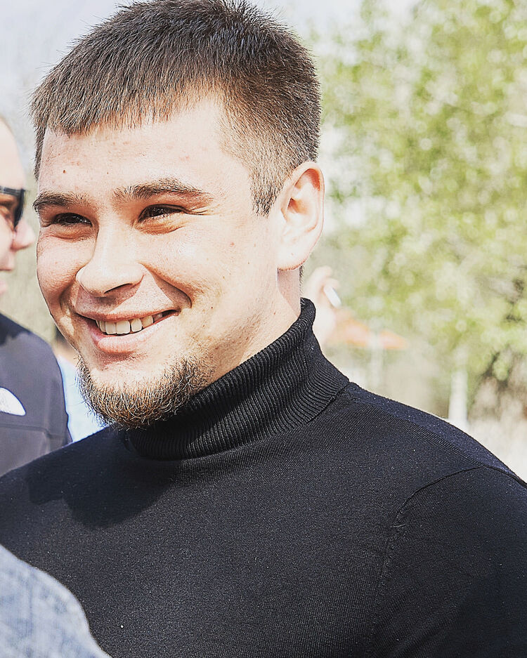  37924081  Ruslan, 28 ,    