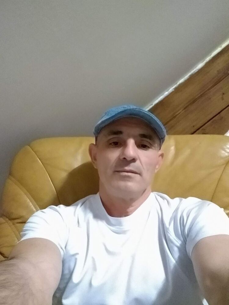 33495291  Victor, 52 ,    Charenton-Le-Pont