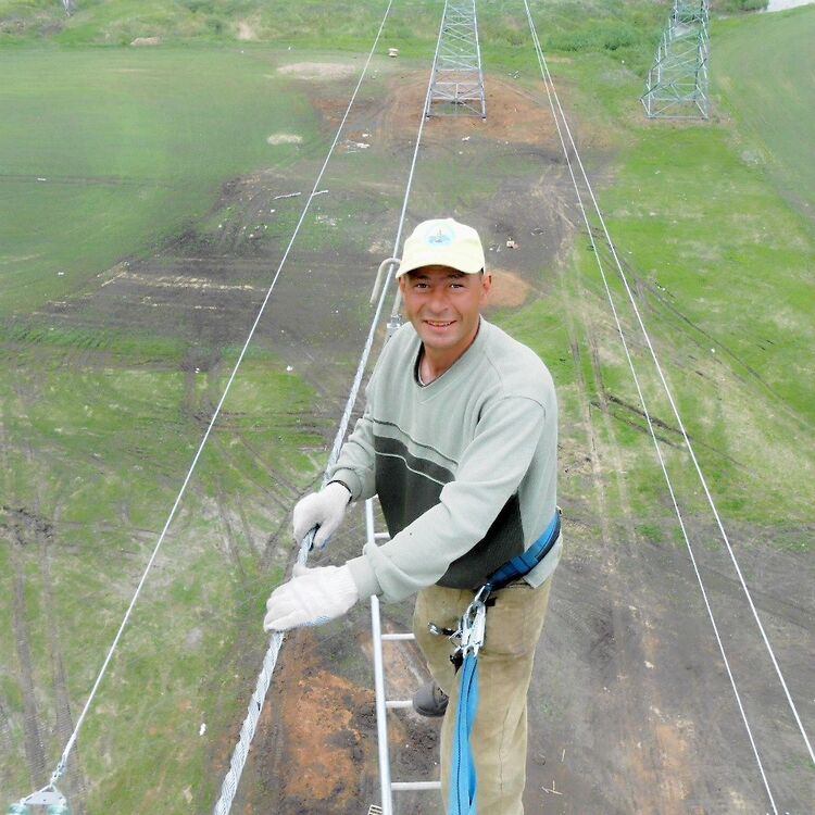  ,   Rafael, 45 ,   ,   , c 