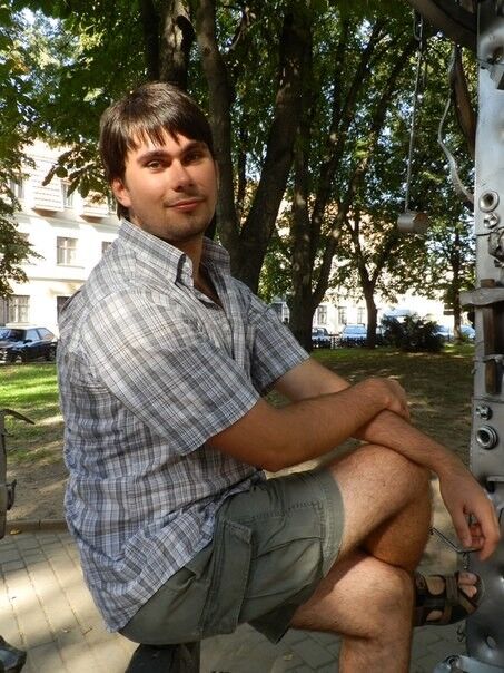  -,   Artur, 33 ,   ,   , c 