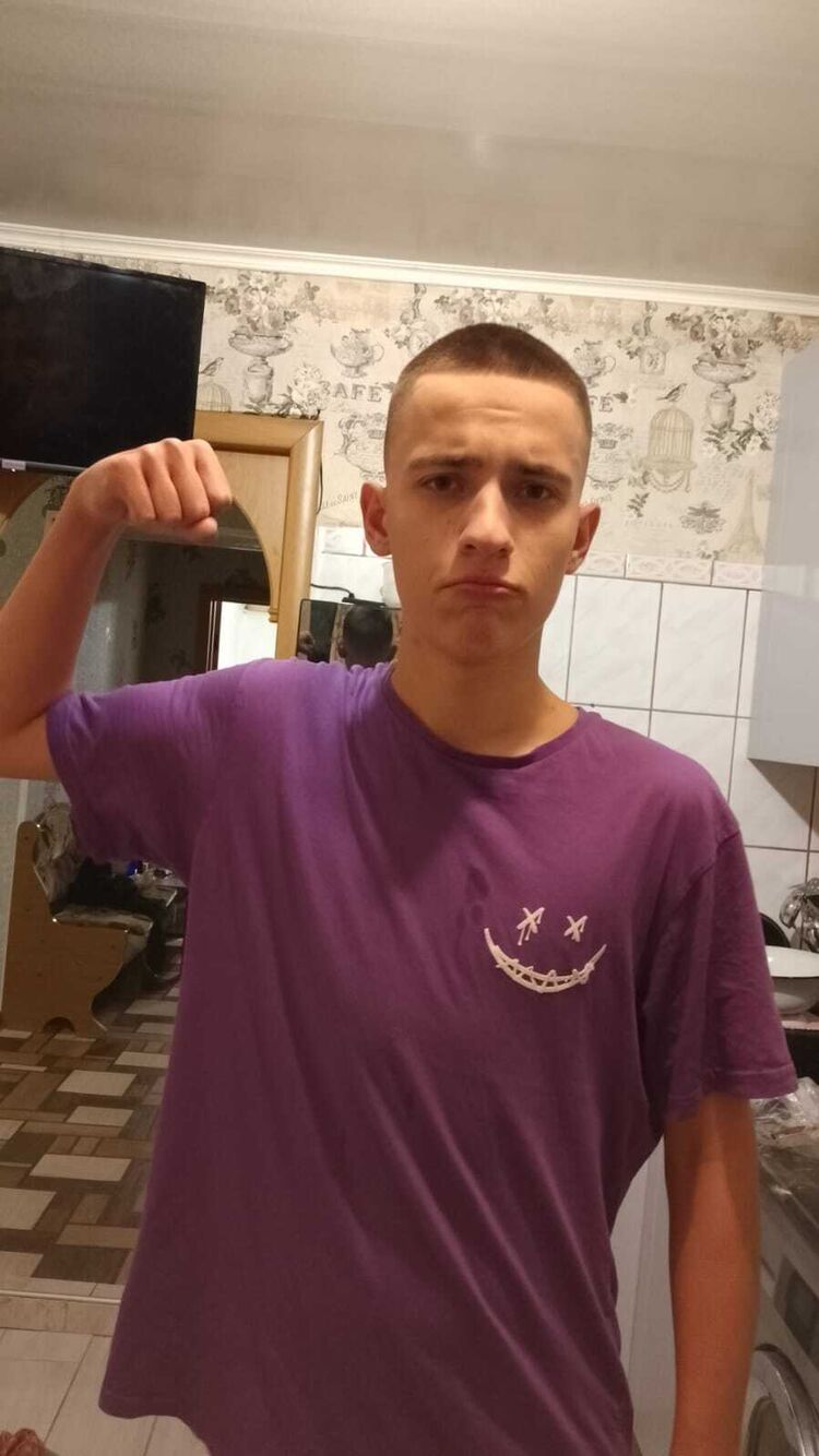  48767361  , 19 ,    